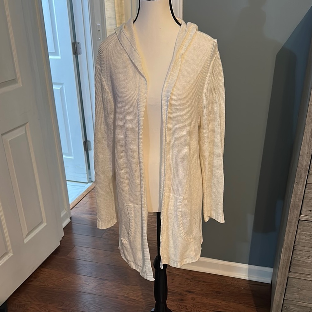 Women's Cream Hooded Sweater